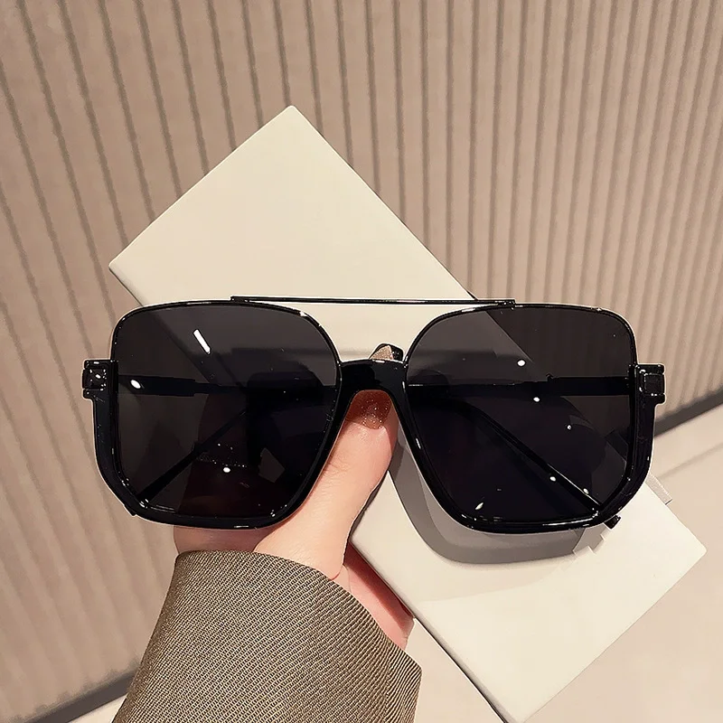 نظارات شمسية جديدة بتصميم عتيق - مراجعة Vintage Fashion Enthusiasts وسعره
